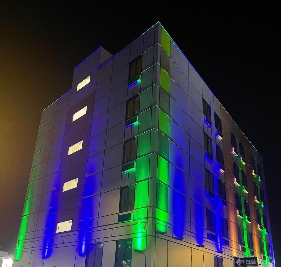Casa Blanca Brooklyn Hotel Nova York